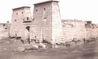Picture 51 of 85 from [Album of Egyptian and Turkish photographs. Volume 2 / assembled by Rudolf H. and Lulu Reinhart in 1906 on their wedding trip] (1906), leaf 56