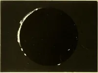 An illustration from Spectrum analysis in its application to terrestrial substances, and the physical constitution of the heavenly bodies / familiarly explained by H. Schellen ; translated from the second enlarged and revised German edition by Jane and Caroline Lassell ; edited with notes by William Huggins ; with numerous woodcuts and coloured plates, and Ångström's and Kirchhoff's maps. (1872)
